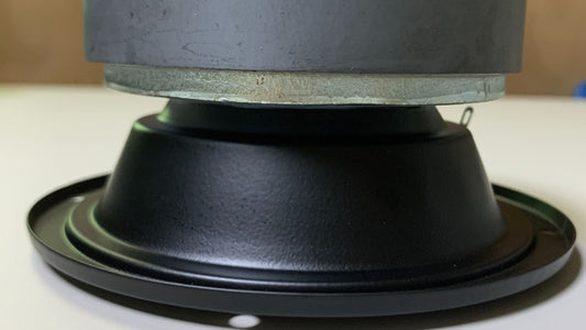 What is a Sealed Basket in Loudspeaker Design and How Does It Affect Sound? --DIODIY