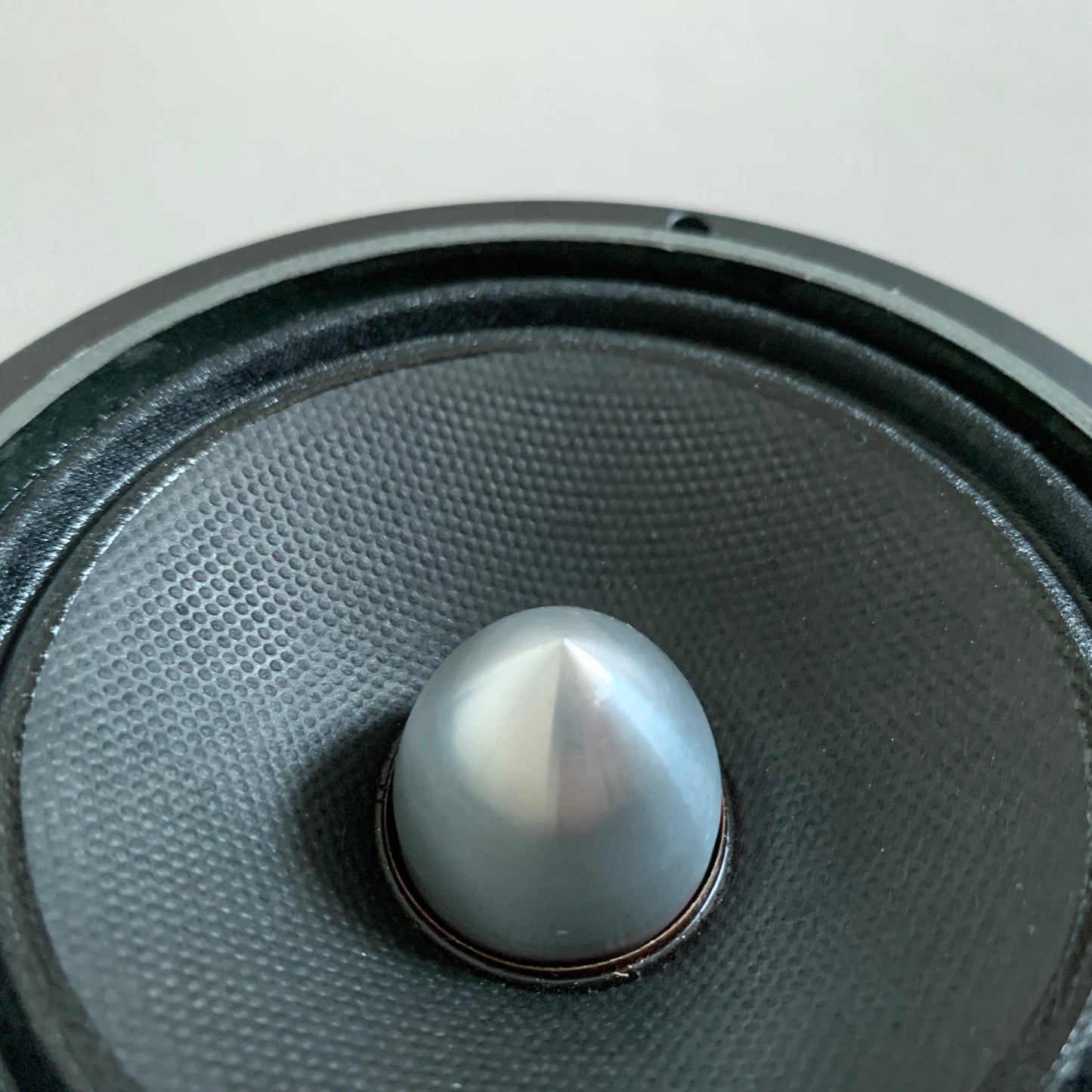 diodiy 4 inches midrange driver with bullet-shaped phase plug and sealed basket paper pulp dual fabric edge metal custom speaker personalized loudspeaker design high quality professional and affordable component special design black and sliver
